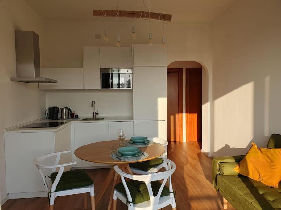 Sunhouse - Nuovo Accogliente Bilocale Apartman Milánó Kültér fotó